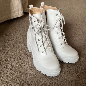Soda Boots from PacSun! Size 8!
